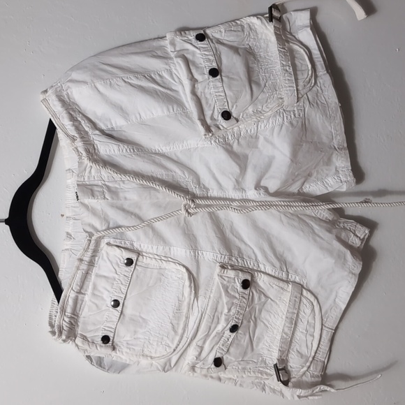 FREE PEOPLE Moon Bay White Parachute Cargo Shorts, Size Small - Picture 5 of 14